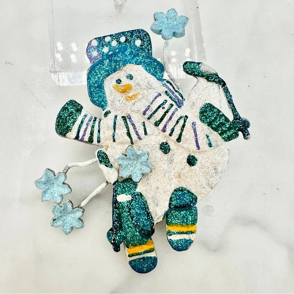 Vintage Snowman Brooch Pin Christmas Frosty Glitter Blue White Winter Ho… - Picture 2 of 9